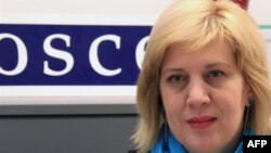 Utusan OSCE untuk Kebebasan Media Dunja Mijatović (foto: dok). Ia mendesak dilakukan tindakan cepat melawan intimidasi secara online terhadap wartawan perempuan.