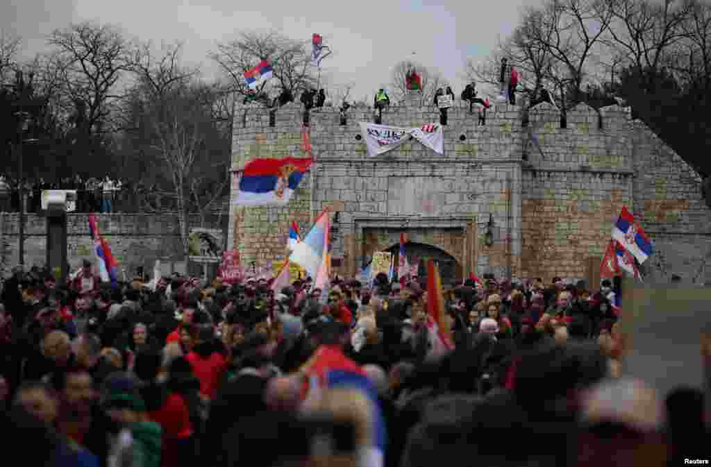 "Studentski edikt" donosi se u gradu rođenja cara Konstantina koji je 313. godine doneo Milanski edikt kojim je proglašena verska ravnopravnost i prestanak progona hrišćana (REUTERS/Stoyan Nenov)