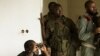 Sitiado Gbagbo resiste