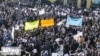 اعتراض‌ها در شهرکرد به کم‌آبی؛ آب‌رسانی به روستاهای چهارمحال و بختیاری با تانکر انجام می‌شود