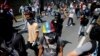 Venezuela: les manifestations continuent, au lendemain de l'attaque du parlement