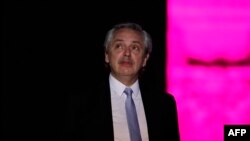 El presidente argentino, Alberto Fernández, volvió a pedir a los ciudadanos que respeten las restricciones de circulación obligatorias dispuestas hasta el 31 de marzo.