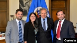 El Secretario General de la OEA, Luis Almagro y Rosa María Paya, Felipe Algorta y Nicolás Albertoni, presidenta y miembros de la RedLat. 