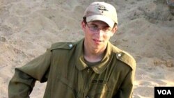 Prajurit Israel, Gilad Shalit ditahan oleh Hamas sejak bulan Juni tahun 2006 (foto: dok).