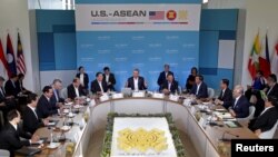 美国前总统奥巴马在东南亚国家联盟会议上讲话（2016路透社）