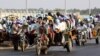 Unionists Skeptical, as Hun Sen Seeks Better Conditions for Laborers