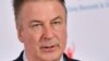Alec Baldwin "dévasté" après son tir fatal lors d'un tournage, le 7e Art choqué