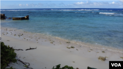 关岛最北端的瑞提迪恩海滩(Ritidian beach)，这里是偷渡客从塞班非法入境关岛的登陆点之一。这个海滩距离北马里亚纳群岛最南端的罗塔岛(Rota)只有70公里。