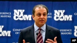 Pengacara AS Preet Bharara menjadi terkenal seperti selebriti di Twitter setelah mengunggah berita tentang penangkapan Zarrab (Foto: dok).