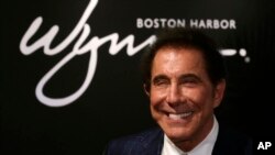 Le magnat d'aCasino Steve Wynn lors d'une conférence de presse à Medford, Massachusetts, le 15 mars 2016.