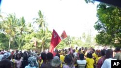 Comício da Frelimo, durante a campanha eleitoral para a presidência da Câmara de Inhambane