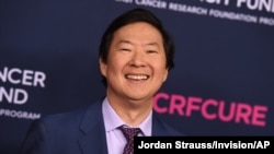 Ken Jeong llega al estreno de "Avengers: Endgame" en el Centro de Convenciones de Los Ángeles. Un reporte de la empresa Nielsen señala que los asiáticos estadounidenses usan servicios digitales y streaming más que cualquier otro grupo en EE.UU.