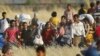 Turkish Army: Detains Almost 800 Trying to Cross Illegally from Syria
