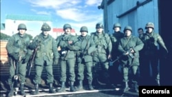 Captura de pantalla del video de la Gendarmería Nacional en la Gesta de Malvinas sobre el Escuadrón de soldados que murieron en la Guerra de Malvinas.