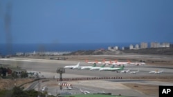 Vista de la pista del aeropuerto de Maiquetía (ARCHIVO).