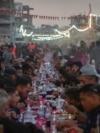 Palestinci iftare u Rafahu, Gaza.