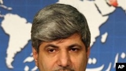 Iranian Foreign Ministry spokesman Ramin Mehmanparast during a press conference in Tehran (File Photo)