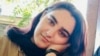 ادامه فشارهای امنیتی بر دانشجویان معترض در ایران؛ الهام صمیمی، دانشجوی دانشگاه تهران، پس از تفتیش خانه بازداشت شد