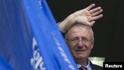 Vojislav Šešelj nakon povratka iz Haga u Srbiju 2014.