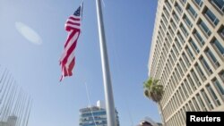 El gobierno cubano dijo que "jamás ha permitido ni permitirá que el territorio cubano sea utilizado para cualquier acción en contra de funcionarios diplomáticos acreditados ni sus familiares sin excepción".