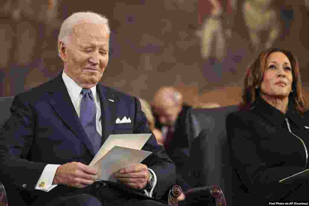 Joe Biden yahora atarwa Amerika na Kamala Harris yahora ari visi prezida wiwe