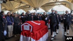 Похороны жертв нападения на штаб-квартиру Turkish Aerospace Industries. Анкара, 24 октября 2024 г.