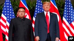 美國總統川普與北韓領導人金正恩星期二在新加坡的歷史性峰會。