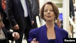 Perdana Menteri Julia Gillard meminta maaf kepada ribuan ibu yang tidak menikah dan dipaksa menyerahkan bayi mereka untuk diadopsi berdasarkan kebijakan pemerintah. (Foto: Dok)
