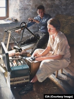 Les Marguerites Fleuriront ce Soir depicts Virginia Hall, a 35-year-old woman from Baltimore, who was recruited to work in Winston Churchill's Special Operations Executive (SOE) to fight the Nazis during World War II.