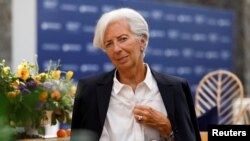 La directora gerente del FMI, Christine Lagarde, indicó que el intercambio de aranceles entre Estados Unidos y China frenará el crecimiento para ambos y también recortará algunos puntos para la economía global.