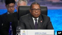 ARCHIVO - Brian Nichols, subsecretario de Estado para el hemisferio occidental de EEUU, participa en una sesión de la cumbre APEC en San Francisco, Estados Unidos, el 15 de noviembre de 2023.
