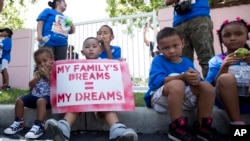 El diario The Washington Post publicó que el Departamento de Seguridad Fronteriza ha comenzado a preparar un plan de deportación de familias centroamericanas.