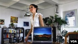 Yoani Sánchez no cree que el sistema cubano pueda actualizarse o perfeccionarse.