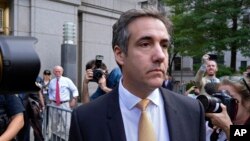 Michael Cohen, ancien avocat du président Donald Trump, quitte la cour fédérale après avoir conclu un accord de plaidoyer à New York, le 21 août 2018. (AP Photo / Craig Ruttle)