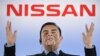 Presiden dan CEO Nissan Carlos Ghosn menjawab pertanyaan wartawan di Yokohama, Jepang, 11 Mei 2012.