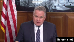 湯姆.蘭托斯人權委員共同主席、共和黨聯邦眾議員史密斯（Rep. Chris Smith, R-NJ）2021年5月18日主持聽證會，聚焦中國新疆人權問題。
