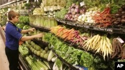 American officials have proposed new food guidelines that focus more on a plant-based diet than on an animal-based diet. This has caused some debate here in the U.S.