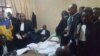 Un élu d'opposition jugé depuis sa chambre d'hôpital en RDC