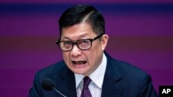 香港保安局局長鄧炳強 (美聯社資料照片)