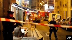 'Yansanda a birnin Paris suka killace wurin da aka kai hari da wuka.