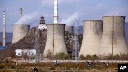 北京郊外燒煤的發電廠