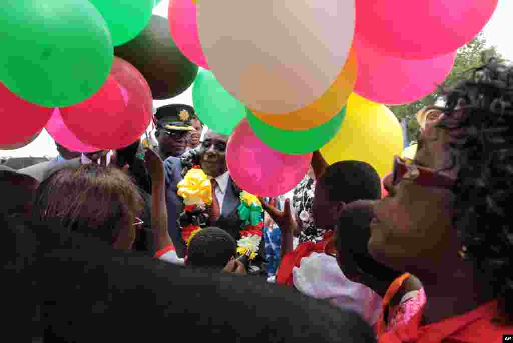 Shugaban kasar Zimbabwe na murnar zagayowar ranar haihuwarsa.