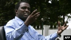 Azarias Ruberwa, Vice-Premier ministre mpe ministre ya Décentralisation, vice-président ya kala, na Kinshasa, 1 aout 2006.