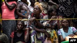 Bakima bitumba na Kasala, Kasaï, RDC le 25 octobre 2017.