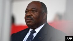 Le 5 février 2017, le président gabonais Ali Bongo assiste à la cérémonie de clôture du tournoi de football de la Coupe d'Afrique des Nations 2017 à Libreville.