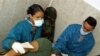 Médicos cubanos huyen a EE.UU