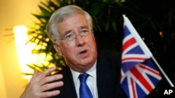 英国国防大臣法伦