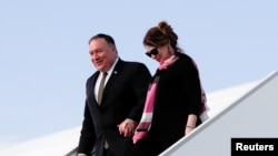 El secretario de Estado, Mike Pompeo, llegó el martes 11 de agosto de 2020 al aeropuerto de Praga, en la República Checa, como parte de una gira a la región.