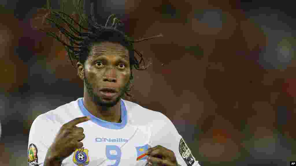 Dieudonné Mboka réagit après avoir marqué sur penalty lors de demi-finale RDC-Cote d'Ivoire, mercredi 4 février 2015.
