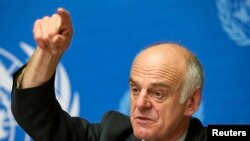 Dr. David Nabarro, coordinateur de l'ONU pour la lutte contre l'Ebola, parle de l'épidémie lors d'un point de presse le16 septembre 2014 au siège des Nations Unies.